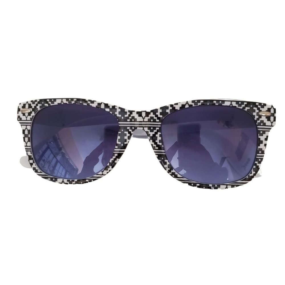 ⭐️ Patterned Blue Ombre Sunglasses